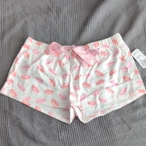 Pink Macaron Print Women's Shorts
